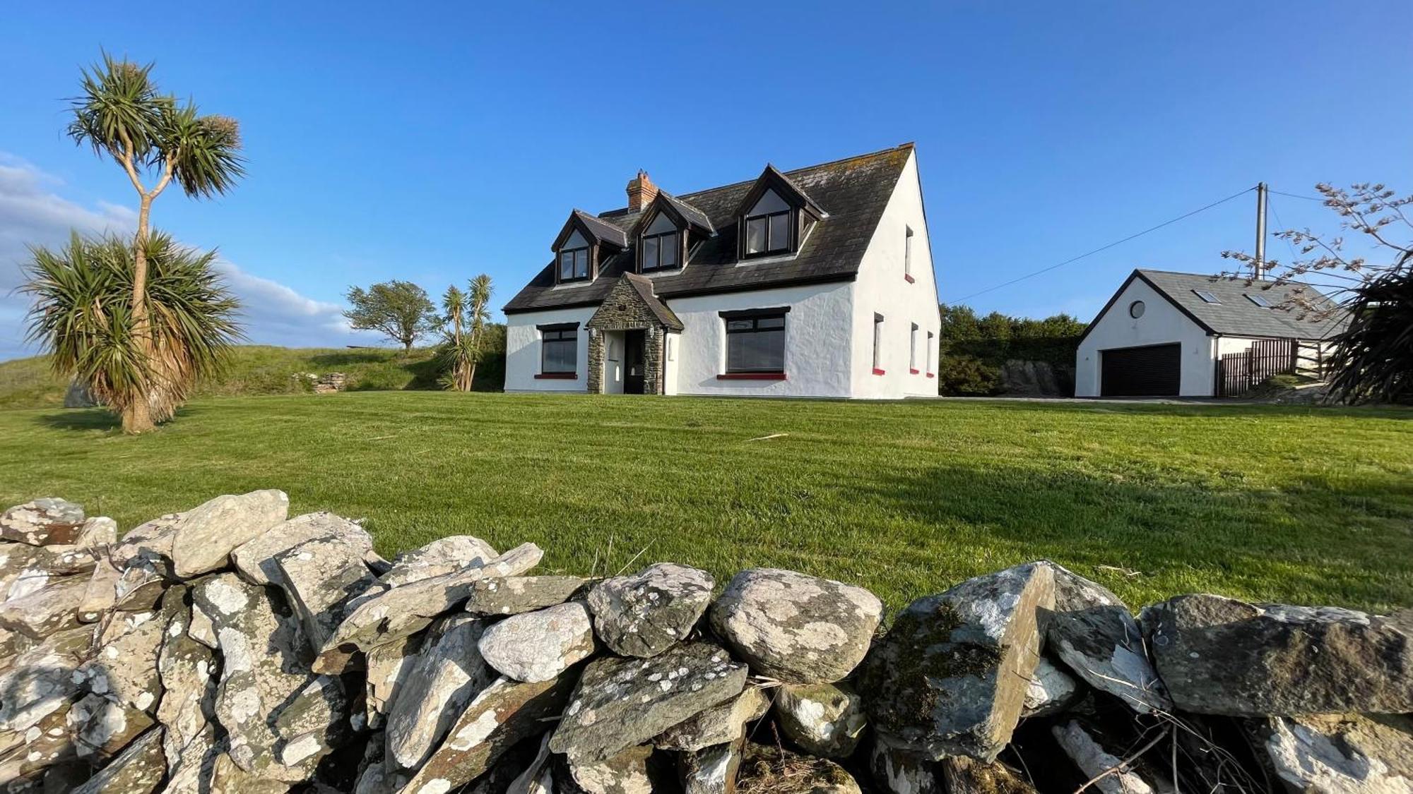 Seafront House With Own Private Pier In Gunpoint, Schull, West Cork Seafort Exterior foto
